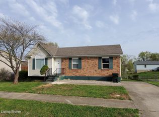 105 Hamilton St, Radcliff, KY 40160