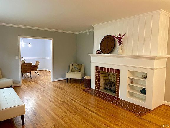 3rd image of 1183 Winding Creek Ln