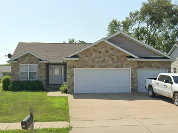 417 Dalhlia Dr, Chatham, IL 62629