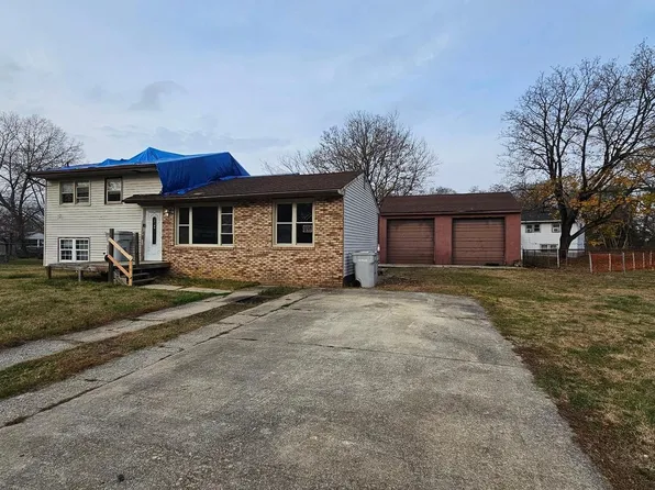 1500 Venus Dr, Vineland, NJ 08360