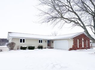 514 Ridge Ln, Eureka, IL 61530