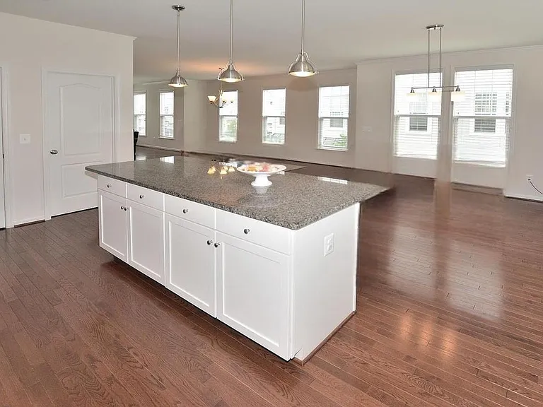 23573 Kingsdale Ter — Photo 14