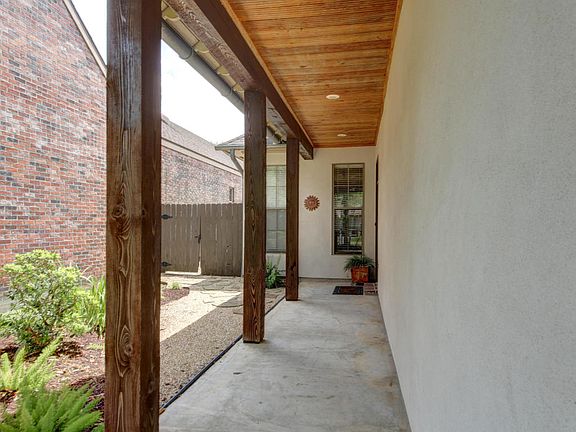 3rd image of 212 Timothy Dr