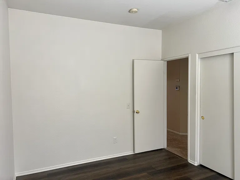 27474 Fallbrook Ct — Photo 11