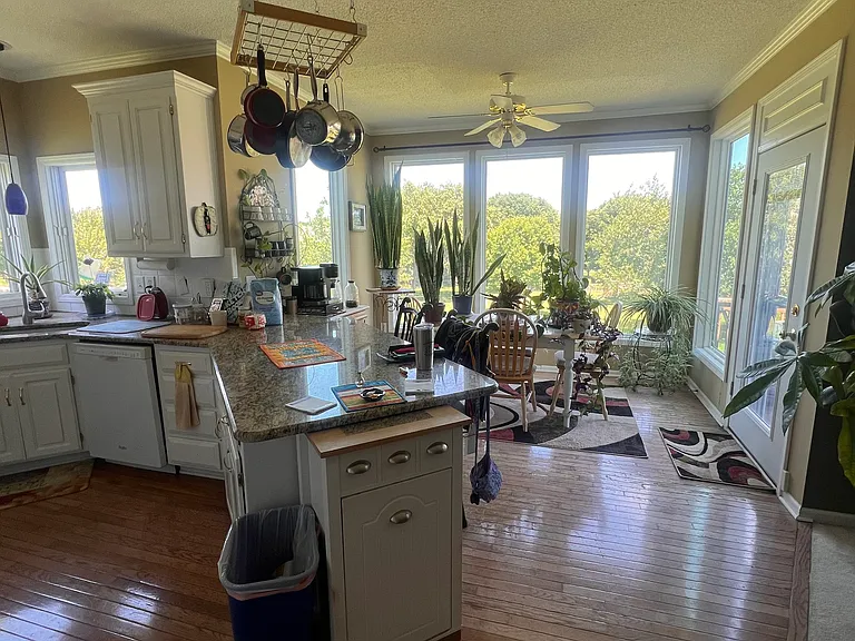 14725 S Greenwood St — Photo 39