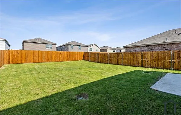 2103 Sugar Maple Ln — Photo 12