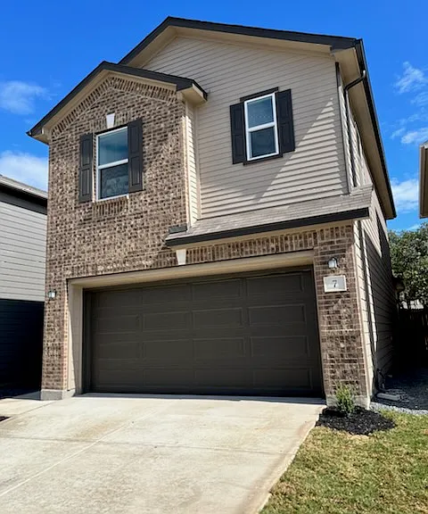 10643 W Military Dr #7 — Photo 3
