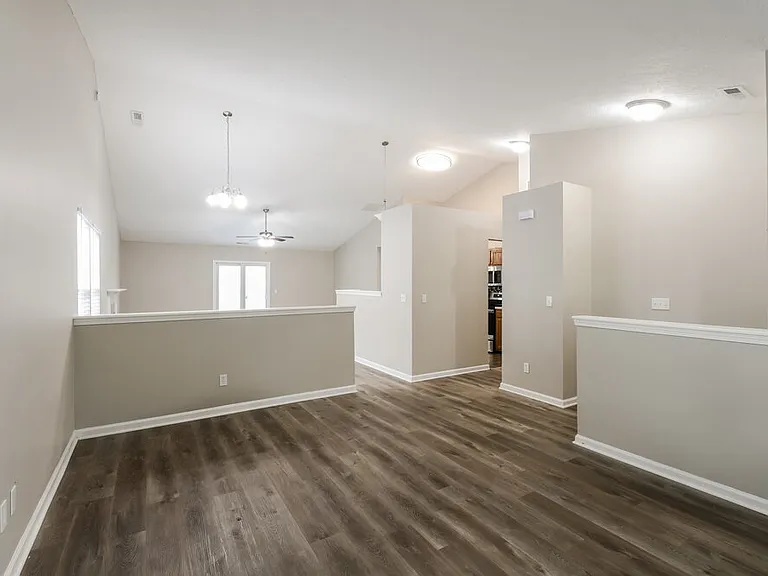981 Ariel Way — Photo 4