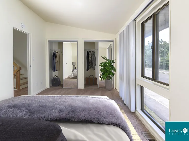 Legacy Bay Townhomes — Photo 8