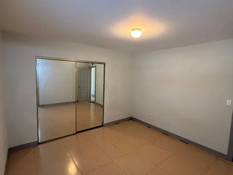 11725 Monogram Ave — Photo 25