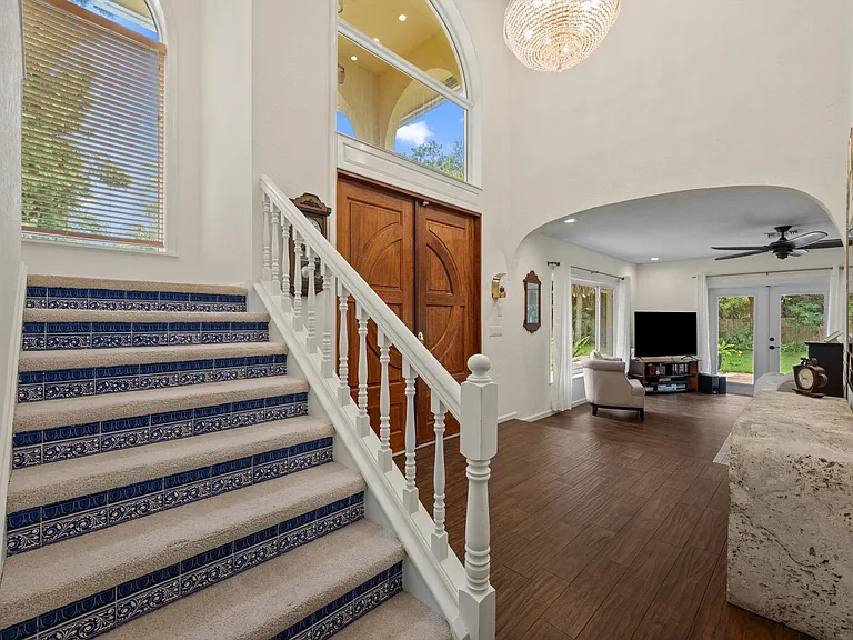 92 Squire Dr — Photo 33