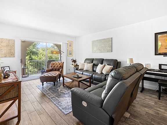 2nd image of 250 NE 20th Street #3210