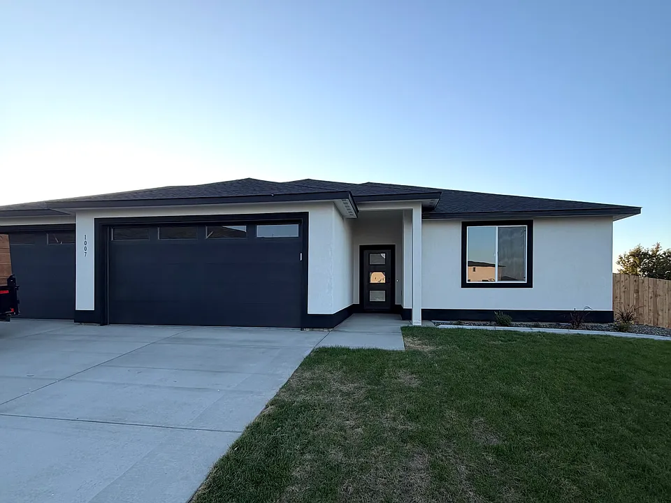 1007 Makah Ct