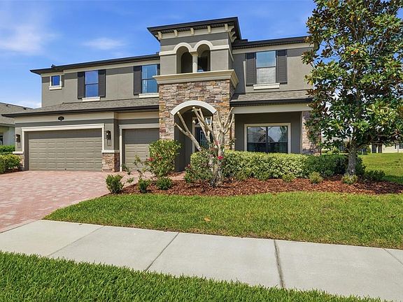 3rd image of 1897 Fox Grape Loop