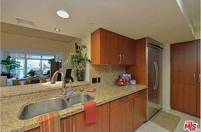 5th image of 13650 Marina Pointe Dr Unit 506