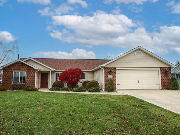 32 Northway Dr, Huntington, IN 46750