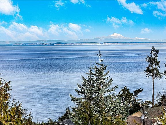 4th image of 320 N North Street