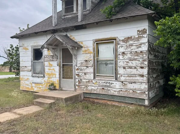 206 Comanche St, Garber, OK 73738