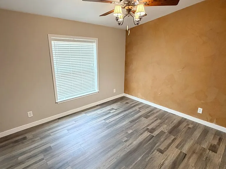 4027 E Lincoln Rd — Photo 10