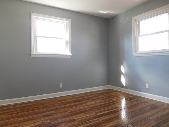 5th image of 3308 Grandview Dr