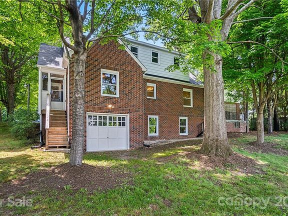 4th image of 661 10th Avenue Dr SE