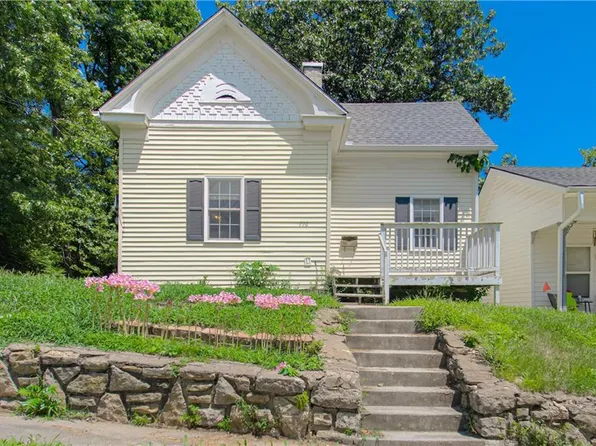 716 Magnolia Ave, Excelsior Springs, MO 64024