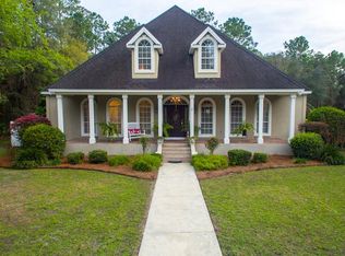 1419 S River Oaks Dr, Blackshear, GA 31516
