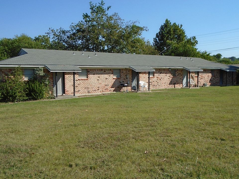 1st image of 901 Harley Dr APT D