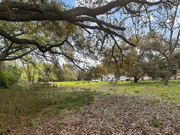 4th image of 1614 Fellows Rd