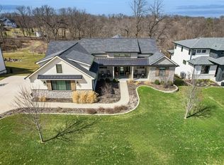 715 Century Cir, Waukee, IA 50263
