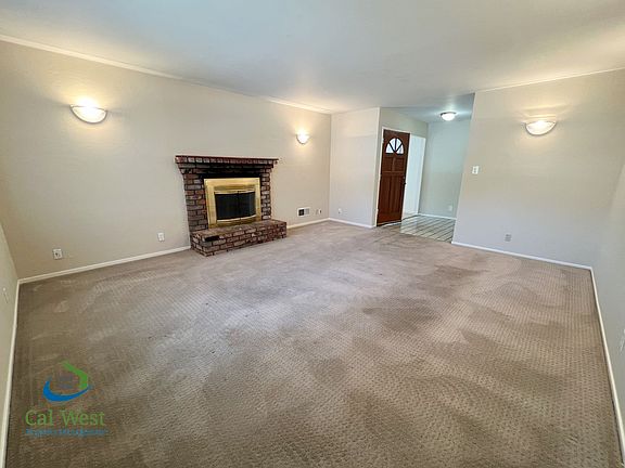 3rd image of 2846 Regnart Way