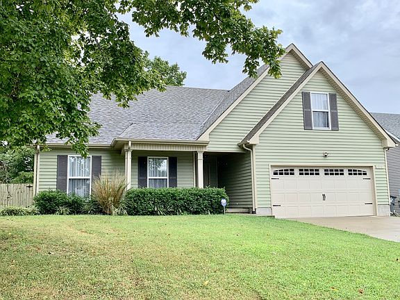 3rd image of 226 E Johnson Cir