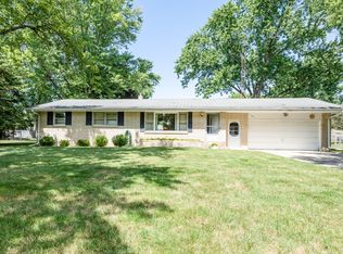 1815 Sherwood Dr, Stevensville, MI 49127