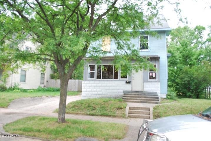 1st image of 1060 Thomas St SE