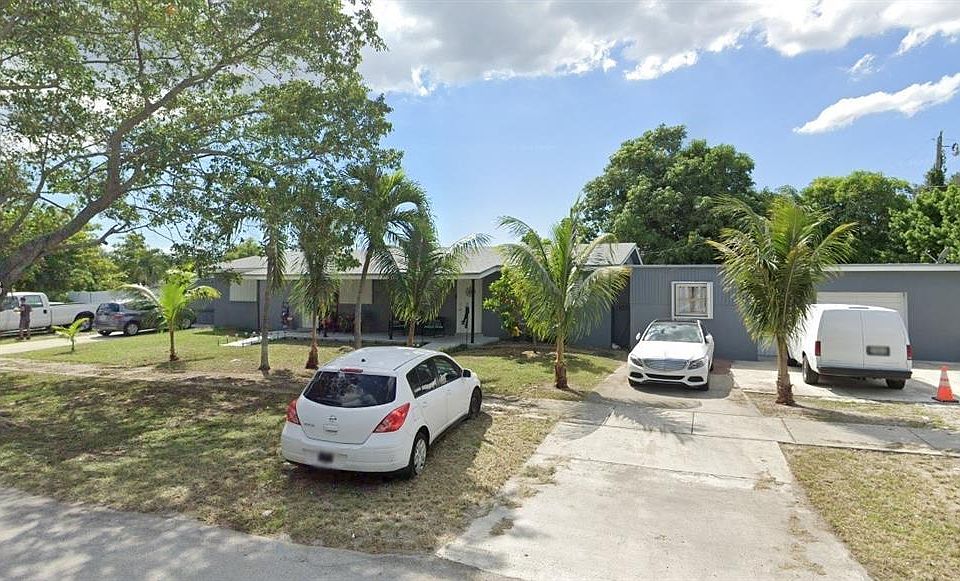 1st image of 16300 NW 39th Ct