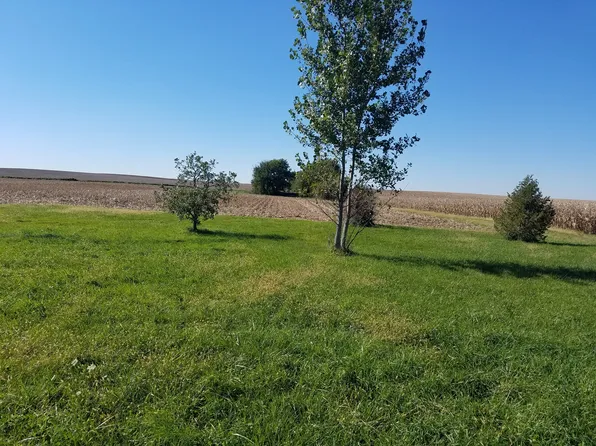 2300 County Highway 32 #6, Gifford, IL 61847