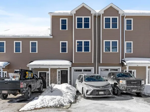 7 Gorham St #54, Chelmsford, MA 01824