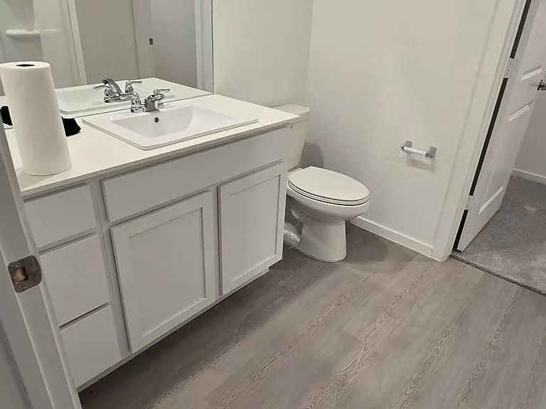 MASTER BATH - #1