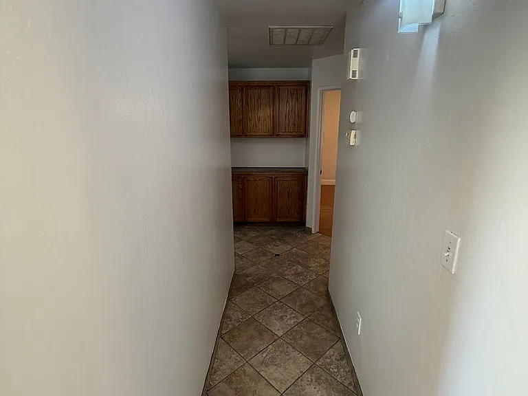 1318 Evadonna Rd — Photo 6