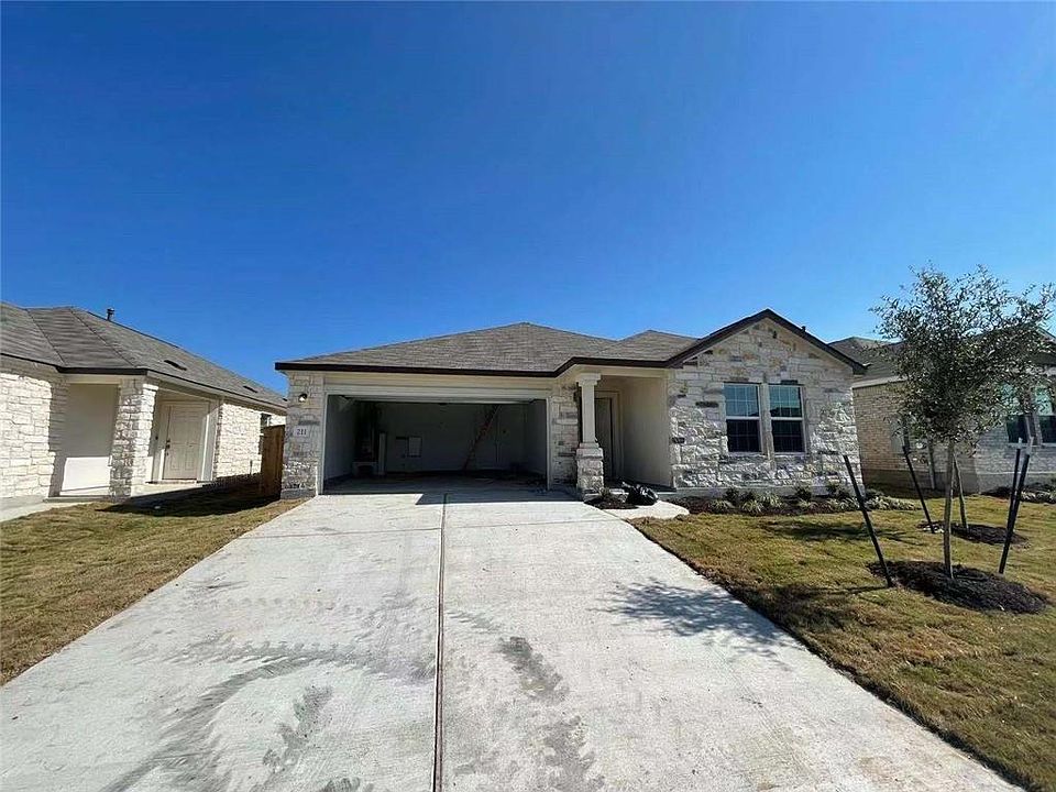 1st image of 211 Coventry Dr