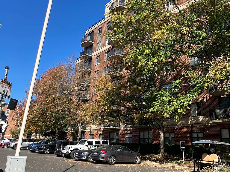 3601 38th St NW #9 — Photo 14
