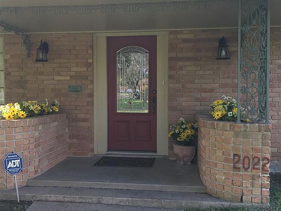 2nd image of 2022 17th Ave N