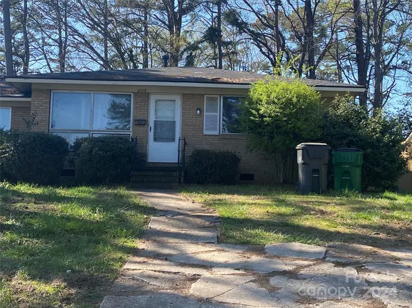 3105 Erskine Dr, Charlotte, NC 28205