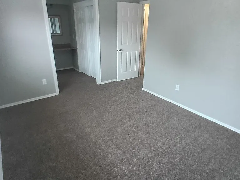 3221 Greenbrier Ter — Photo 18