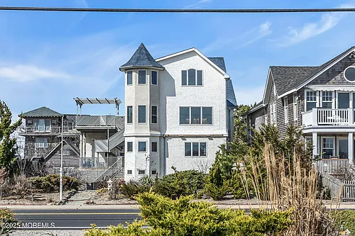 492 Ocean Ave Photo 1