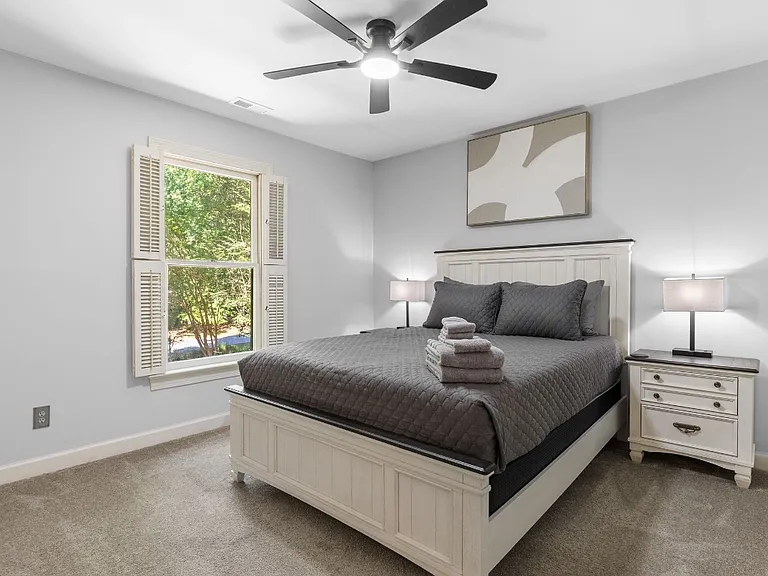 5008 Wood Valley Dr — Photo 29