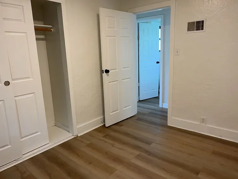 3038 W Tennyson Ave — Photo 11