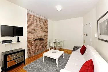 Rented by Eisenberg Exclusives