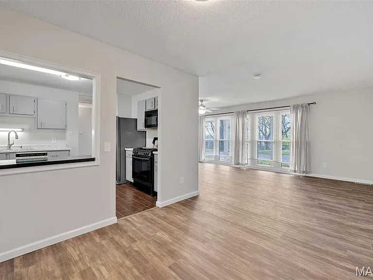 4649 McIlroy Dr — Photo 11