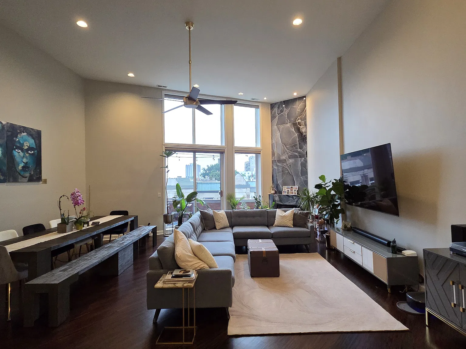 3 bed, 1600 sqft, $4,500 — Photo 2